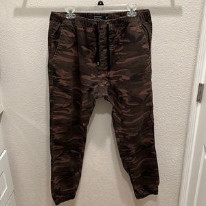 Cotton On - Camo Cuffed Chino Joggers - Slim Fit - Size 34